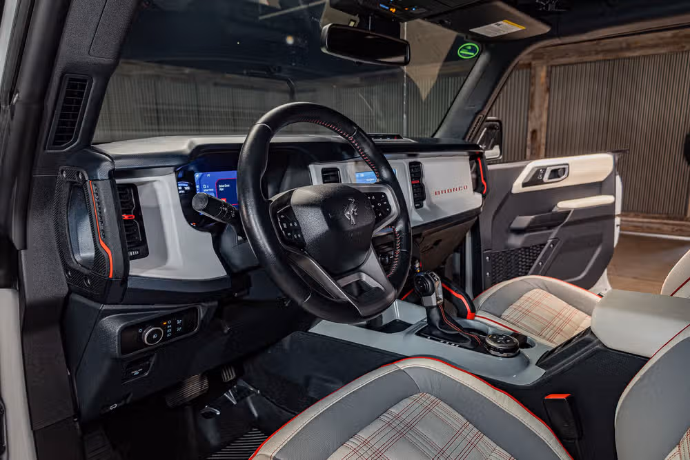 2023 Ford Bronco Heritage Edition Image 13