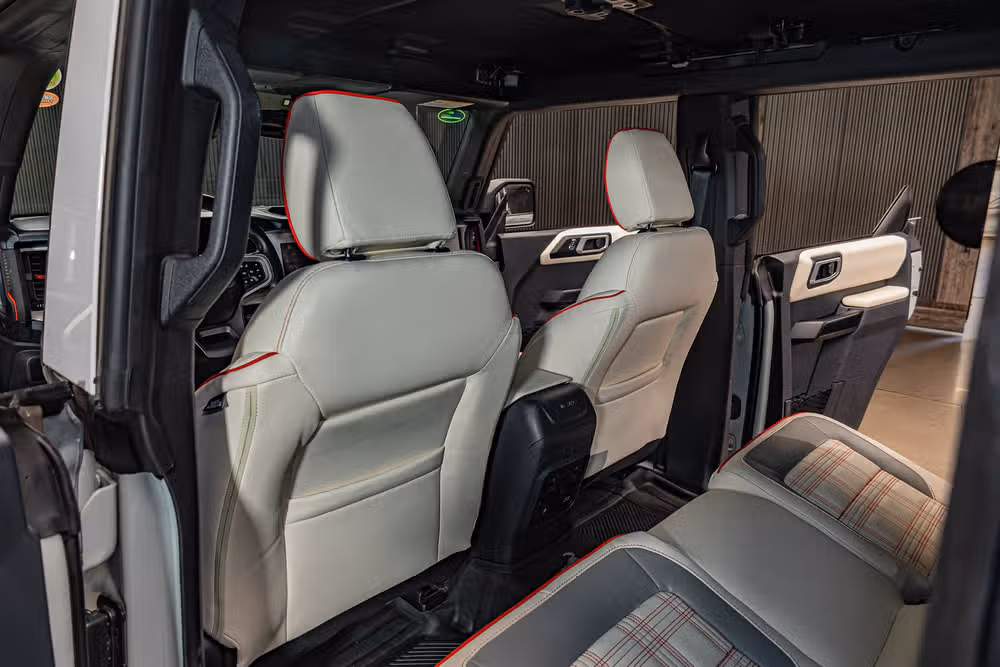2023 Ford Bronco Heritage Edition Image 21