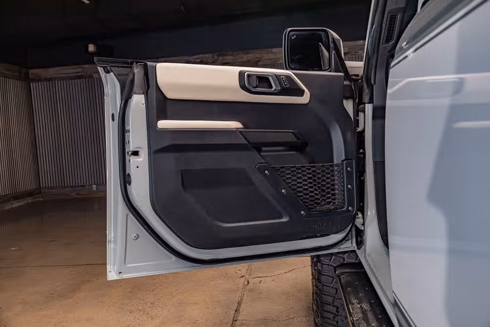 2023 Ford Bronco Heritage Edition Image 26