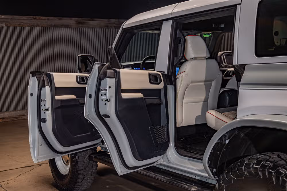 2023 Ford Bronco Heritage Edition Image 25