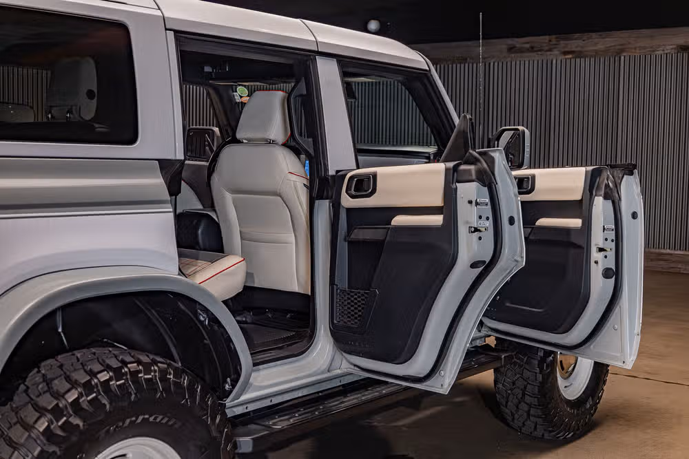 2023 Ford Bronco Heritage Edition Image 27