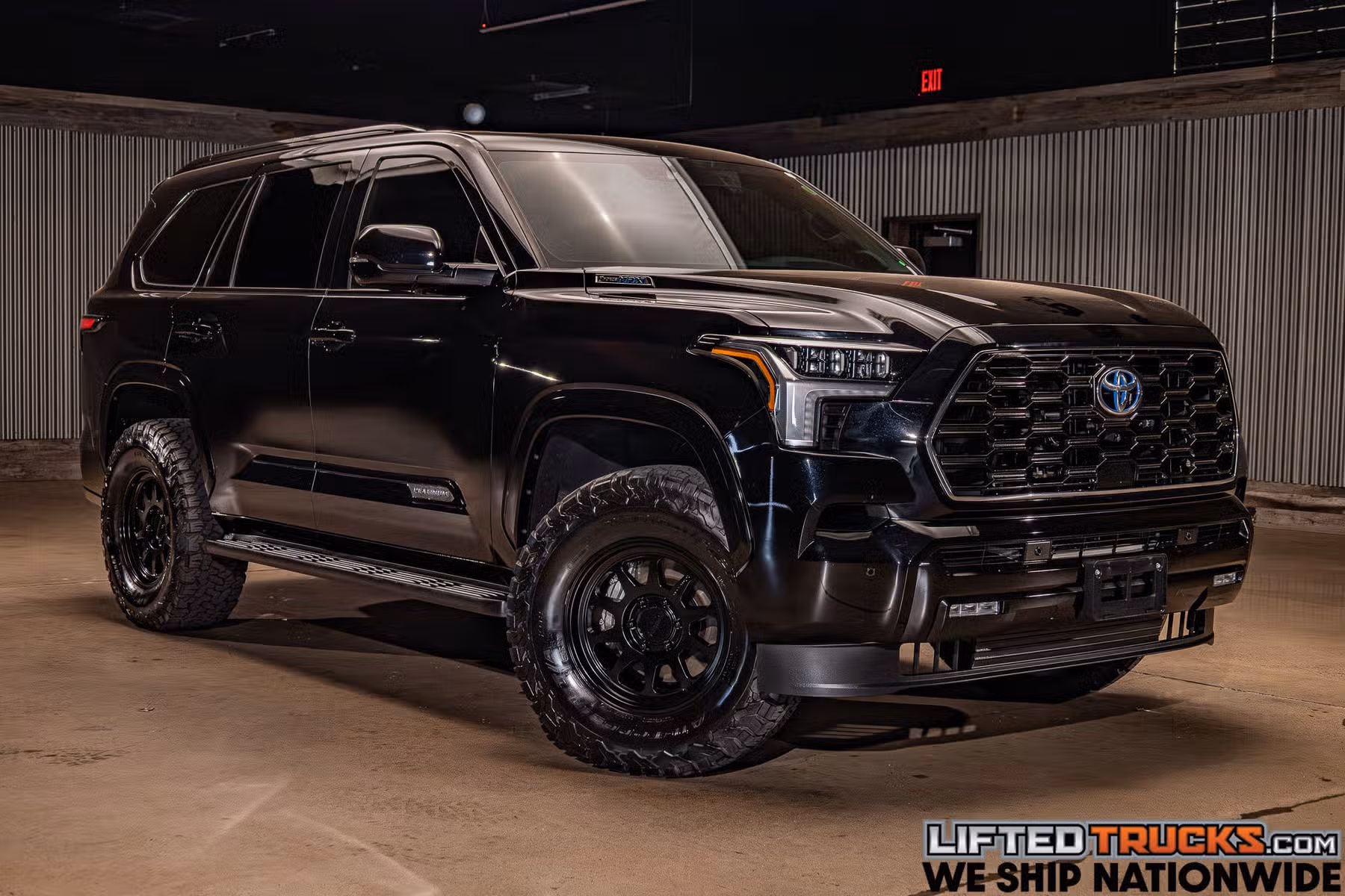 2023 Toyota Sequoia Platinum Image 1