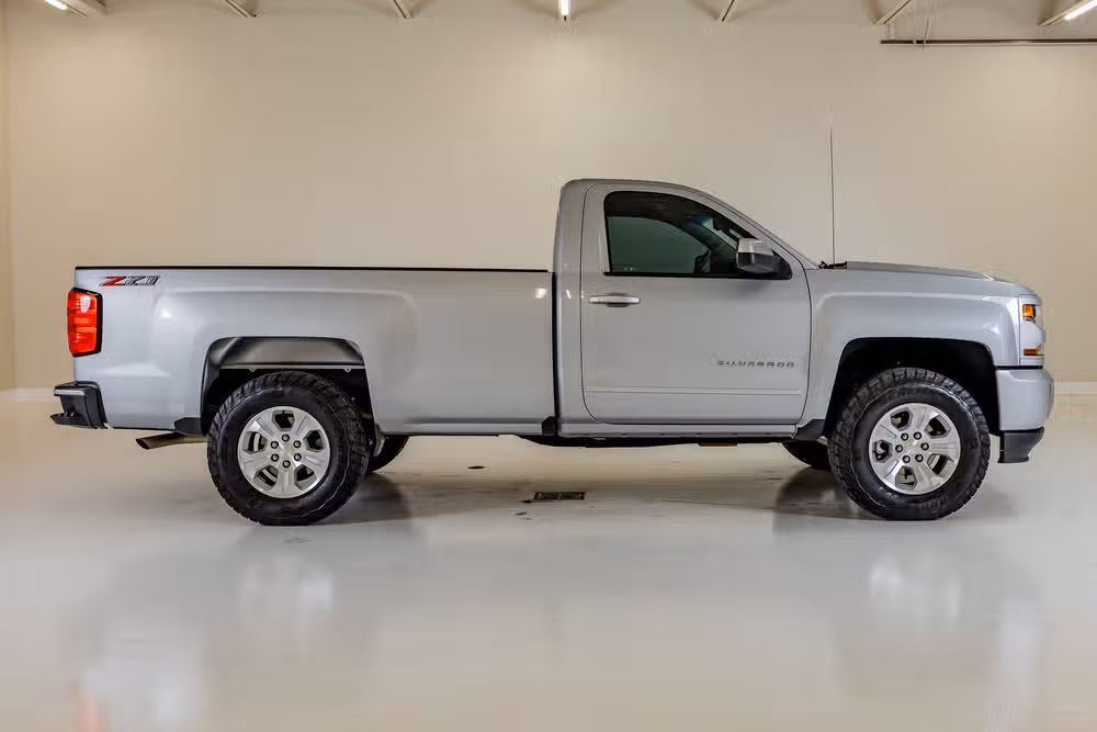 2018 Chevrolet Silverado 1500 LT Z71 Regular Cab Image 9