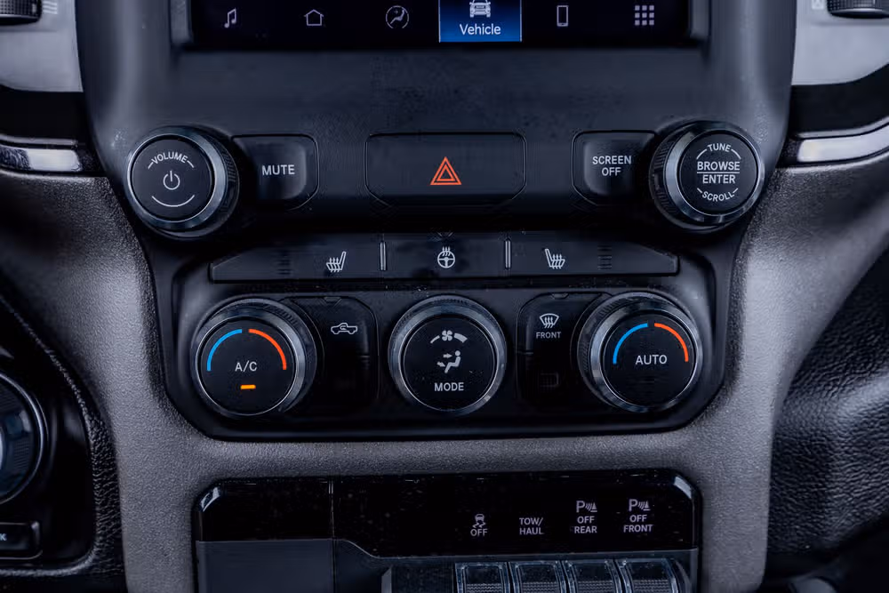 2023 Ram 1500 Big Horn Crew Cab Image 28