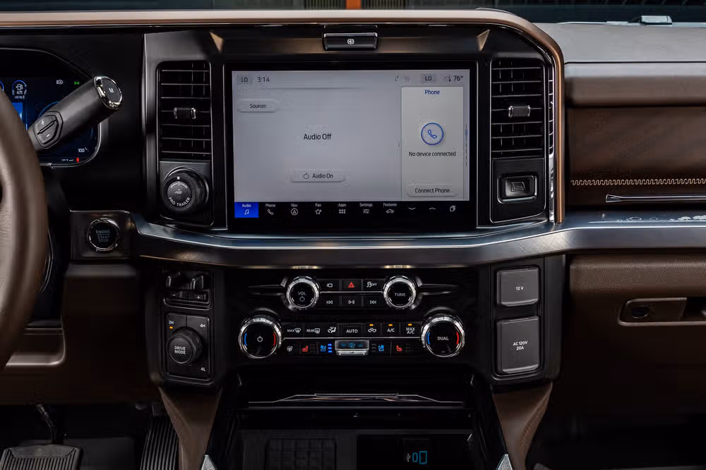2026 Ford F-450 Super Duty King Ranch Crew Cab Image 25
