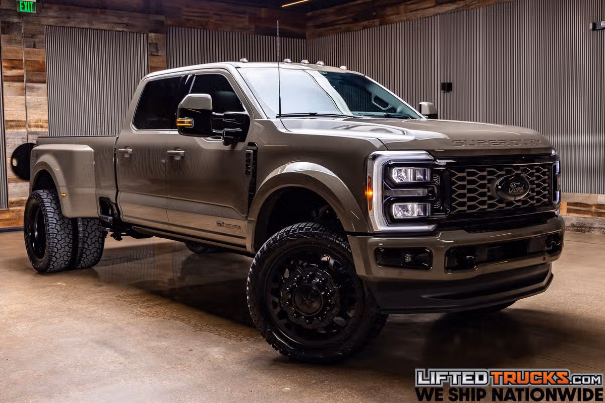 2026 Ford F-450 Super Duty King Ranch Crew Cab