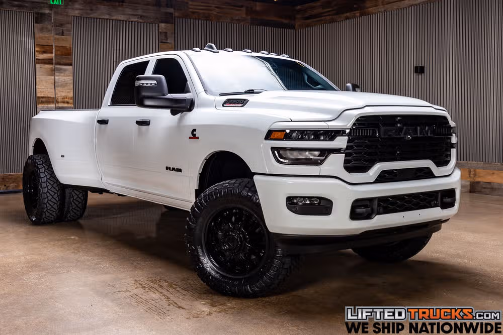 2025 Ram 3500 Big Horn Crew Cab Image 1