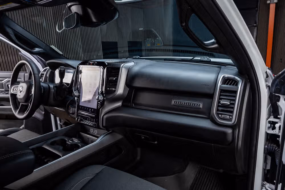 2025 Ram 3500 Big Horn Crew Cab Image 17