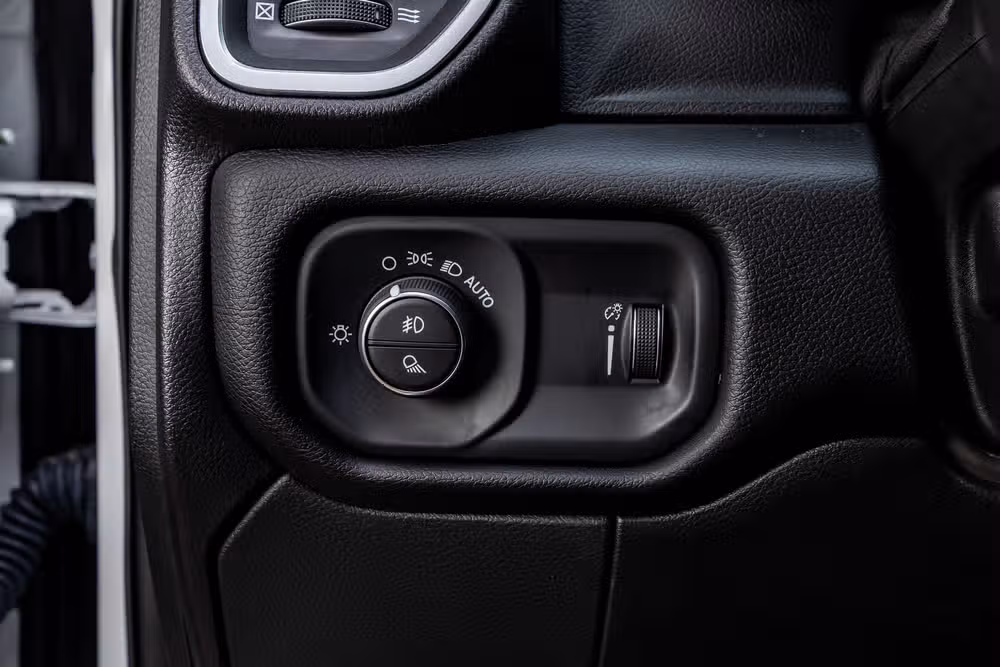 2025 Ram 3500 Big Horn Crew Cab Image 21