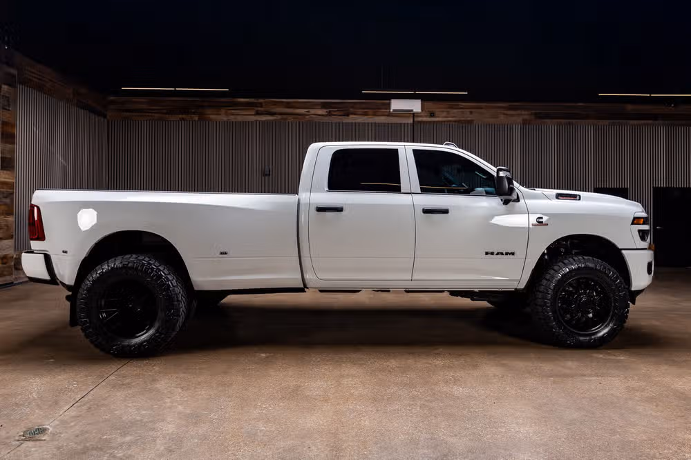 2025 Ram 3500 Big Horn Crew Cab Image 11
