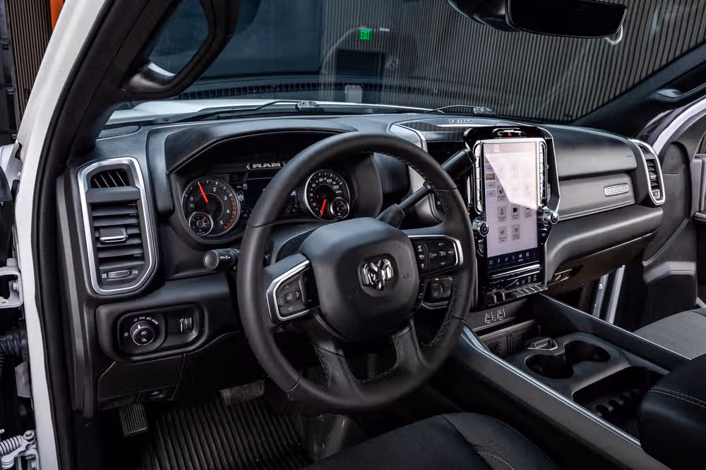 2025 Ram 3500 Big Horn Crew Cab Image 16