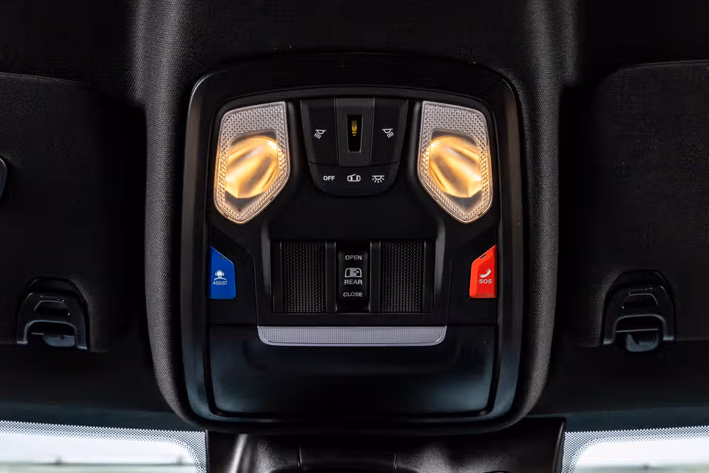 2025 Ram 3500 Big Horn Crew Cab Image 28