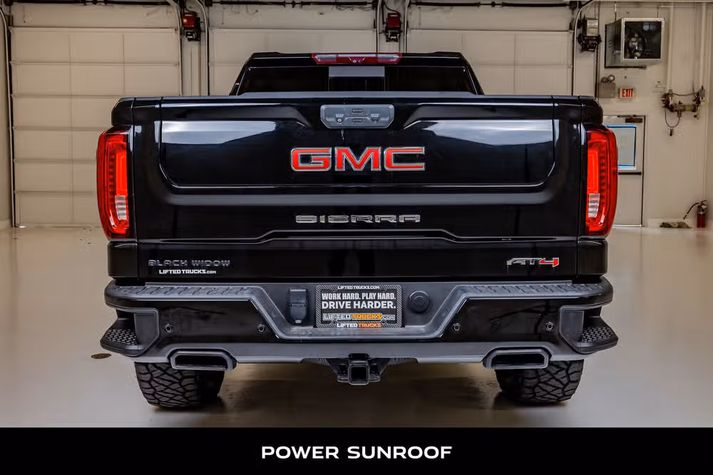2022 GMC Sierra 1500 AT4 Black Widow Crew Cab Image 7