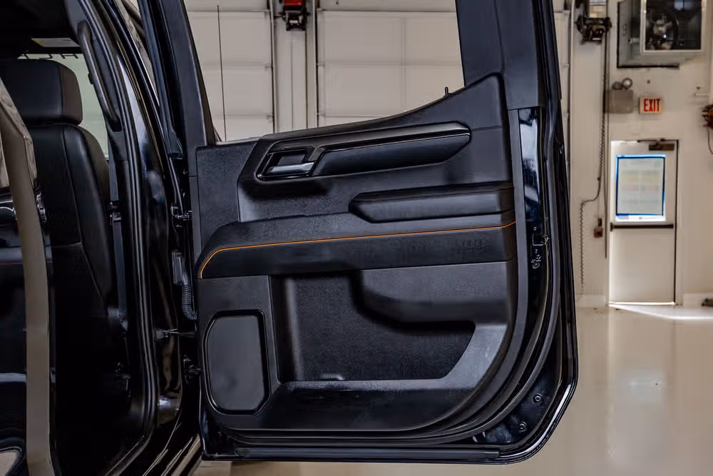 2022 GMC Sierra 1500 AT4 Black Widow Crew Cab Image 37