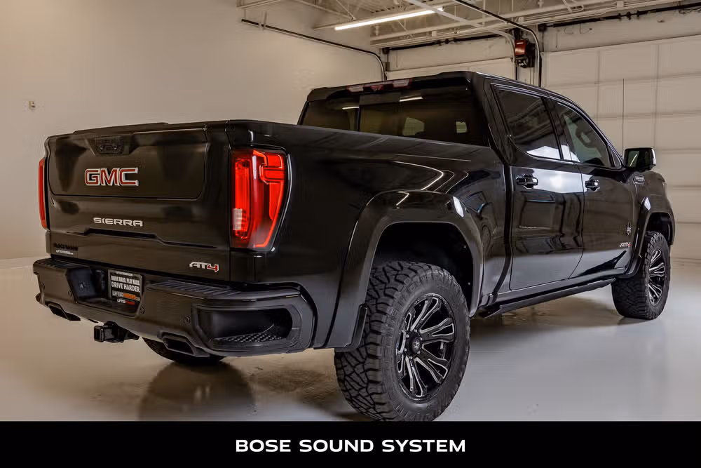 2022 GMC Sierra 1500 AT4 Black Widow Crew Cab Image 9