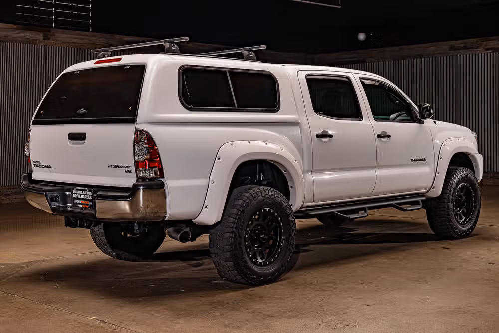 2015 Toyota Tacoma PreRunner V6 Double Cab Image 9