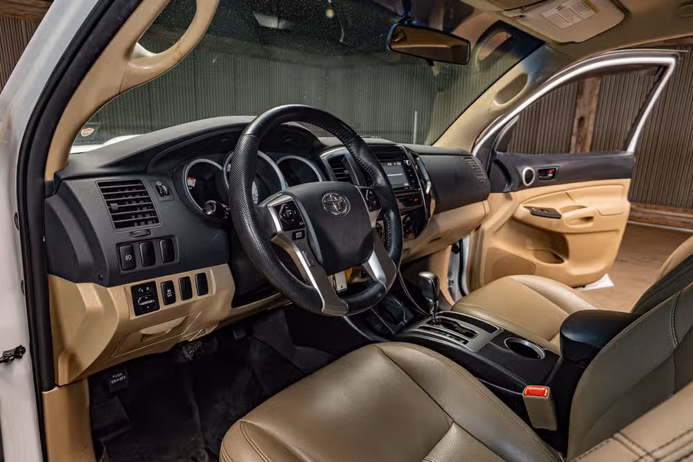 2015 Toyota Tacoma PreRunner V6 Double Cab Image 13
