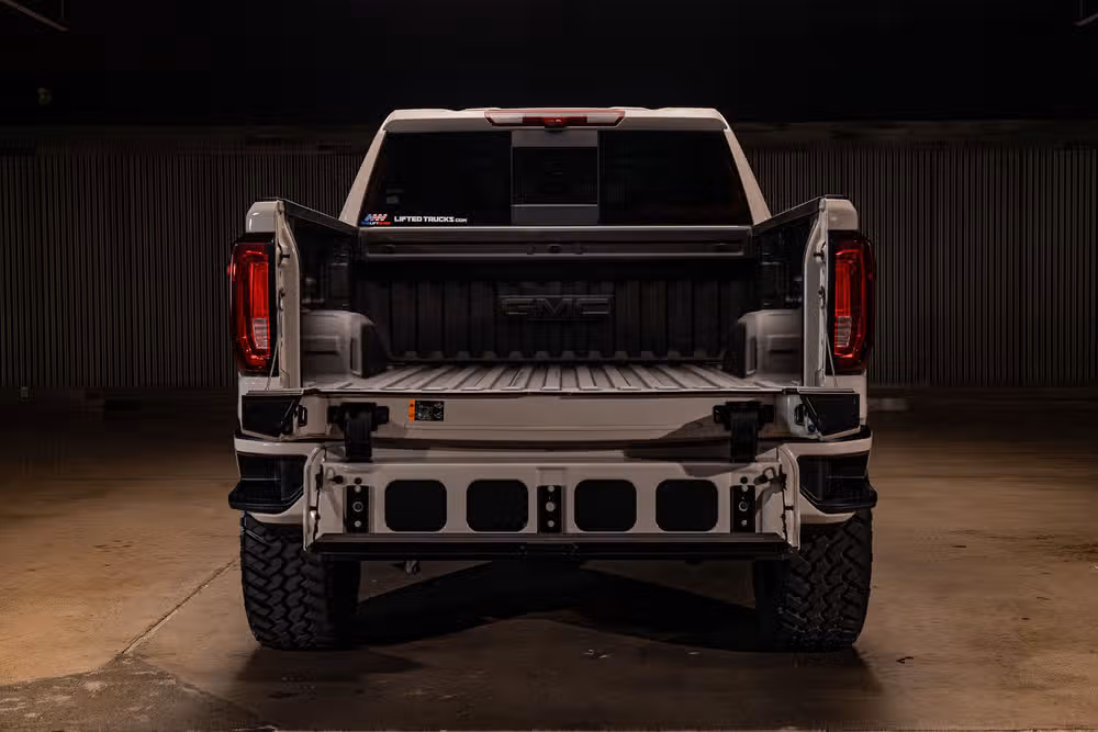 2026 GMC Sierra 1500 AT4 Crew Cab Image 9