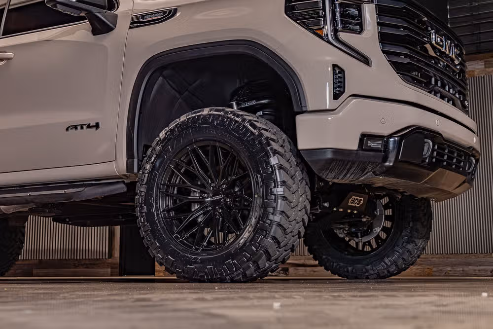 2026 GMC Sierra 1500 AT4 Crew Cab Image 16