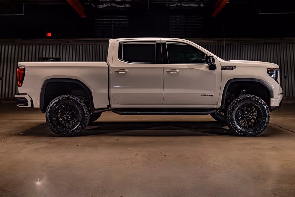 2026 GMC Sierra 1500 AT4 Crew Cab Image 11