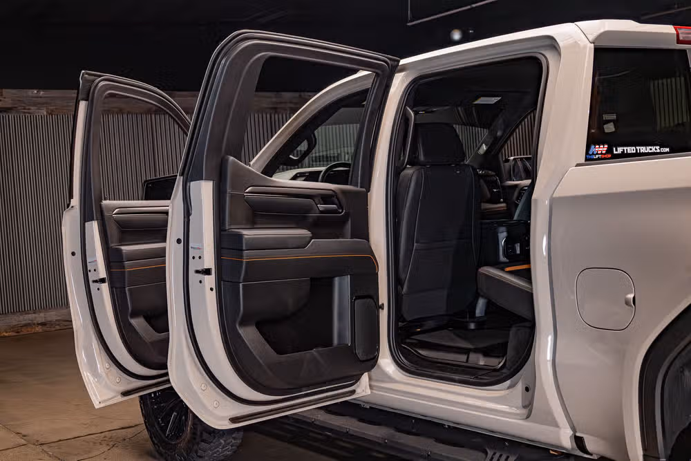 2026 GMC Sierra 1500 AT4 Crew Cab Image 32