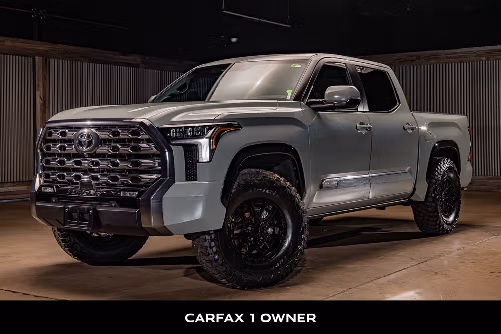 2025 Toyota Tundra Platinum CrewMax Image 5