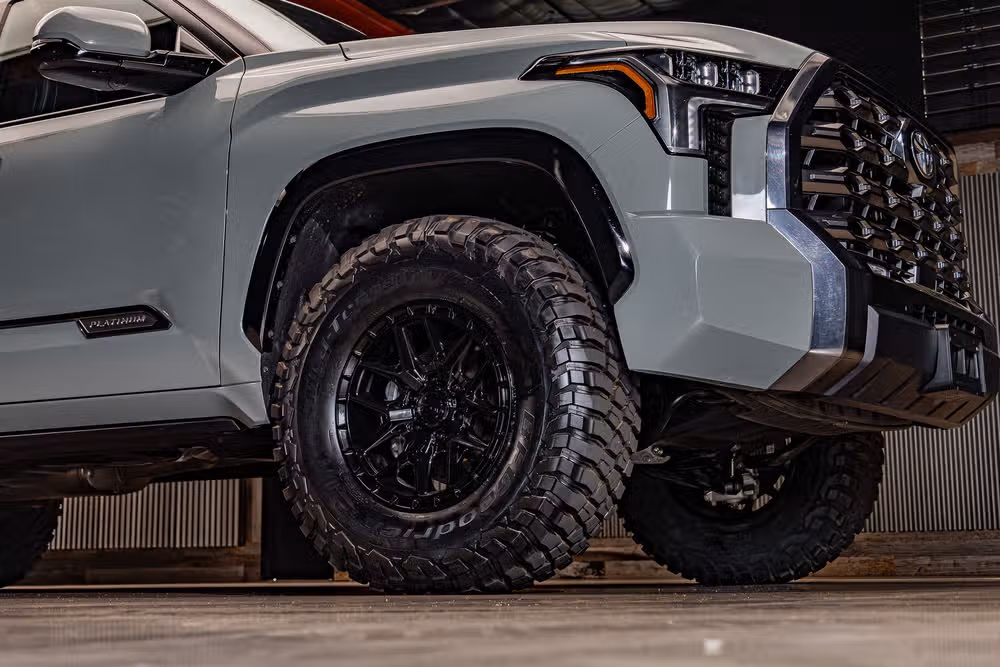 2025 Toyota Tundra Platinum CrewMax Image 12