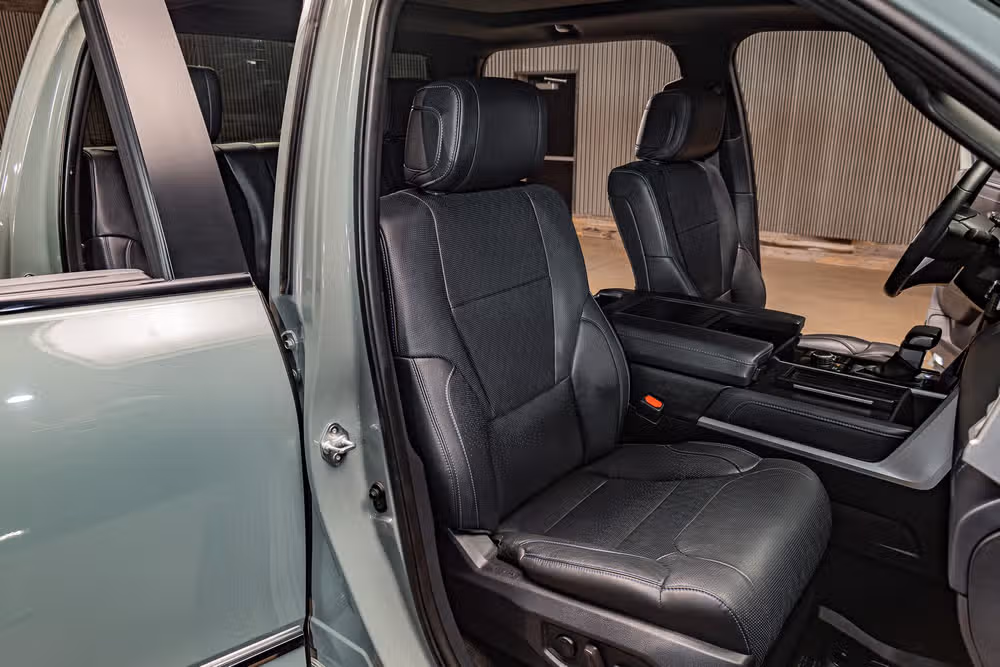 2025 Toyota Tundra Platinum CrewMax Image 27