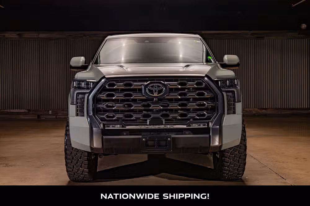 2025 Toyota Tundra Platinum CrewMax Image 4