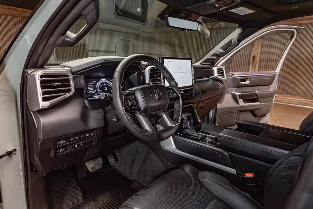 2025 Toyota Tundra Platinum CrewMax Image 13