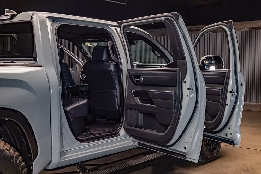 2025 Toyota Tundra Platinum CrewMax Image 30
