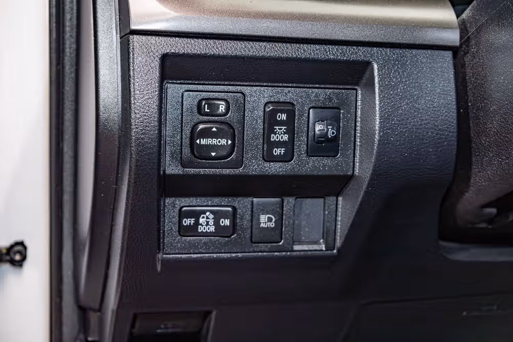 2021 Toyota Tundra SR5 Double Cab Image 17