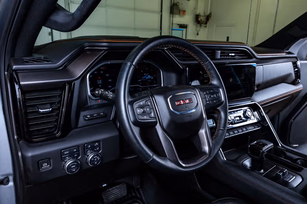 2024 GMC Sierra 1500 AT4 Crew Cab Image 17