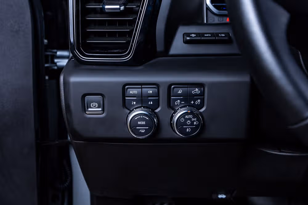2024 GMC Sierra 1500 AT4 Crew Cab Image 22