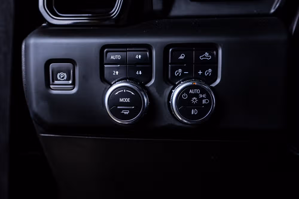 2024 GMC Sierra 1500 AT4 Crew Cab Image 22