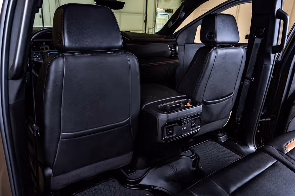 2024 GMC Sierra 1500 AT4 Crew Cab Image 34