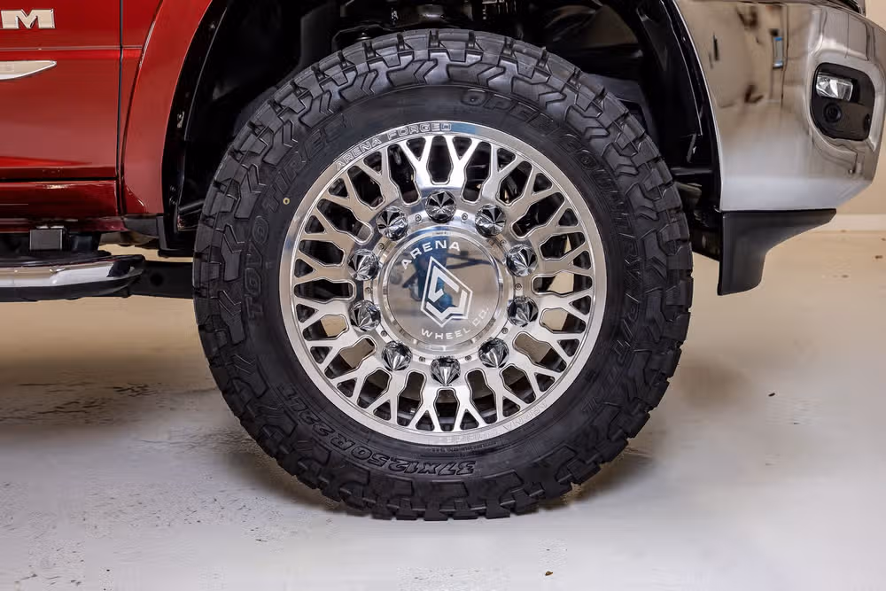2024 Ram 3500 Limited Crew Cab Image 12