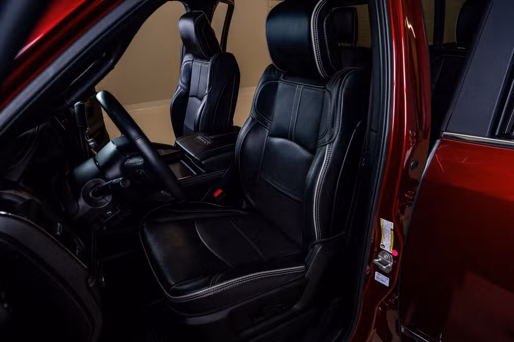 2024 Ram 3500 Limited Crew Cab Image 31