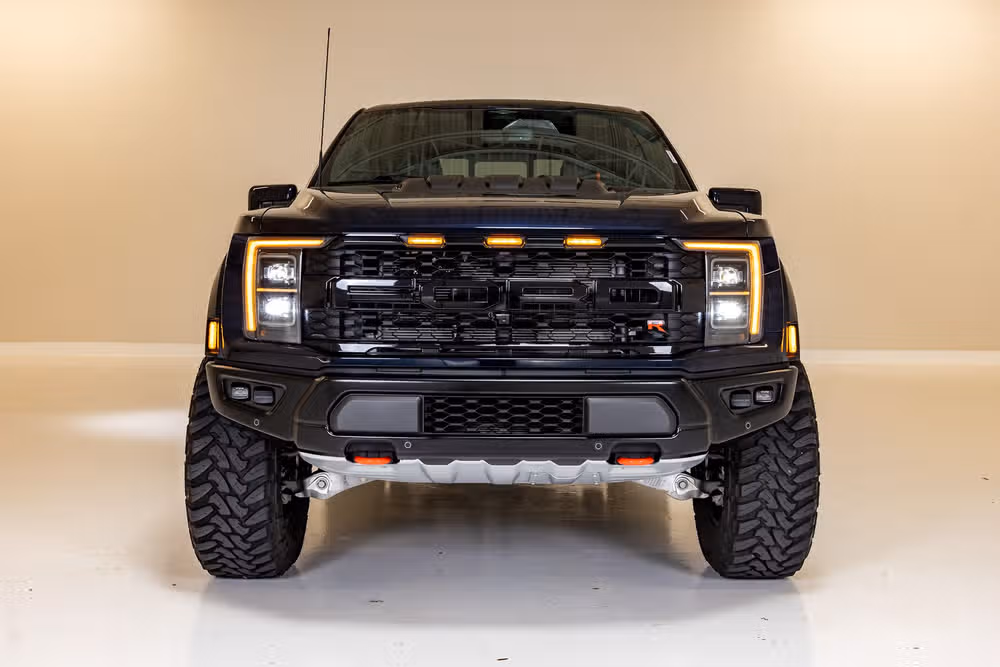 2023 Ford F-150 Raptor SuperCrew Image 2