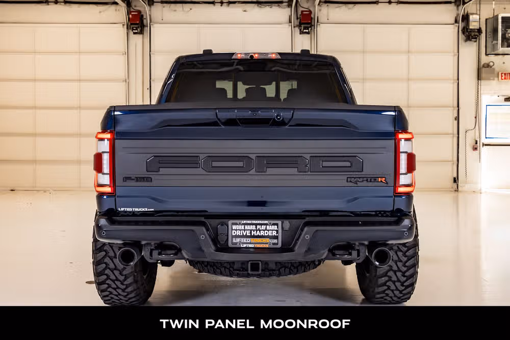 2023 Ford F-150 Raptor SuperCrew Image 7