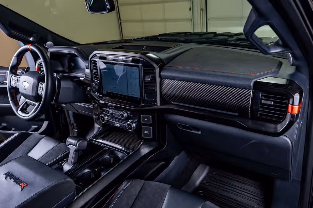 2023 Ford F-150 Raptor SuperCrew Image 17