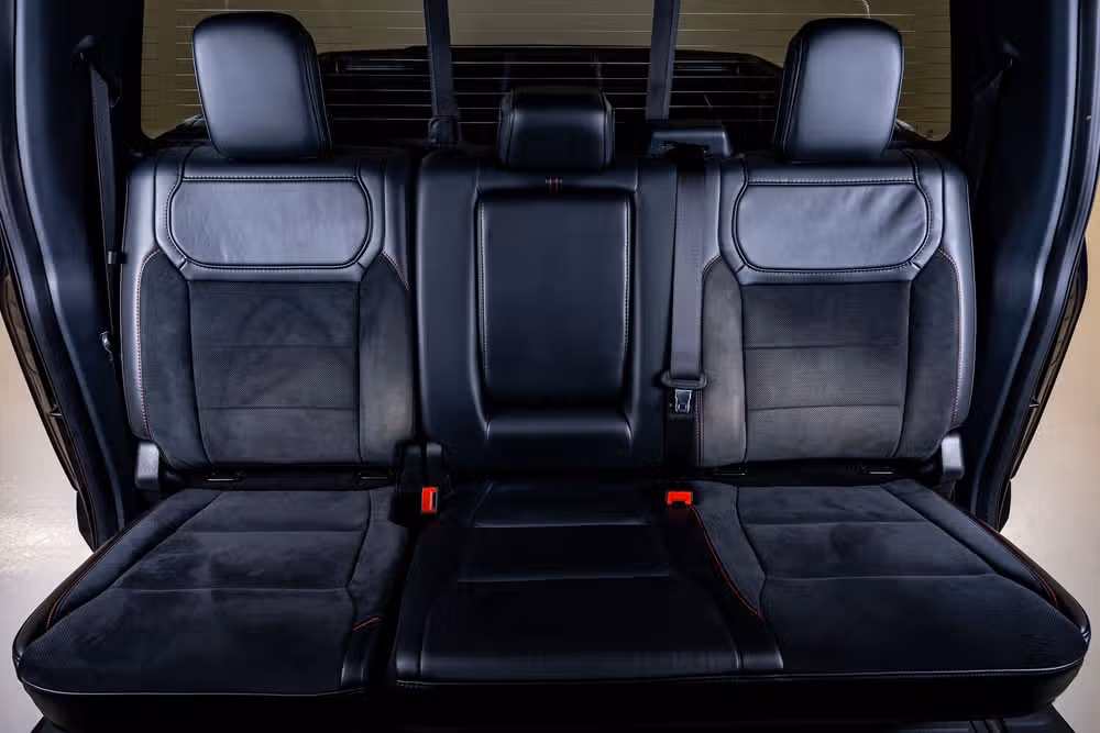 2023 Ford F-150 Raptor SuperCrew Image 35