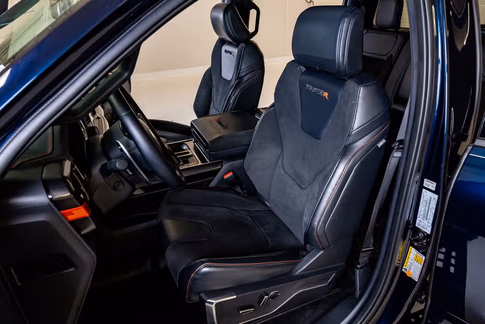 2023 Ford F-150 Raptor SuperCrew Image 30
