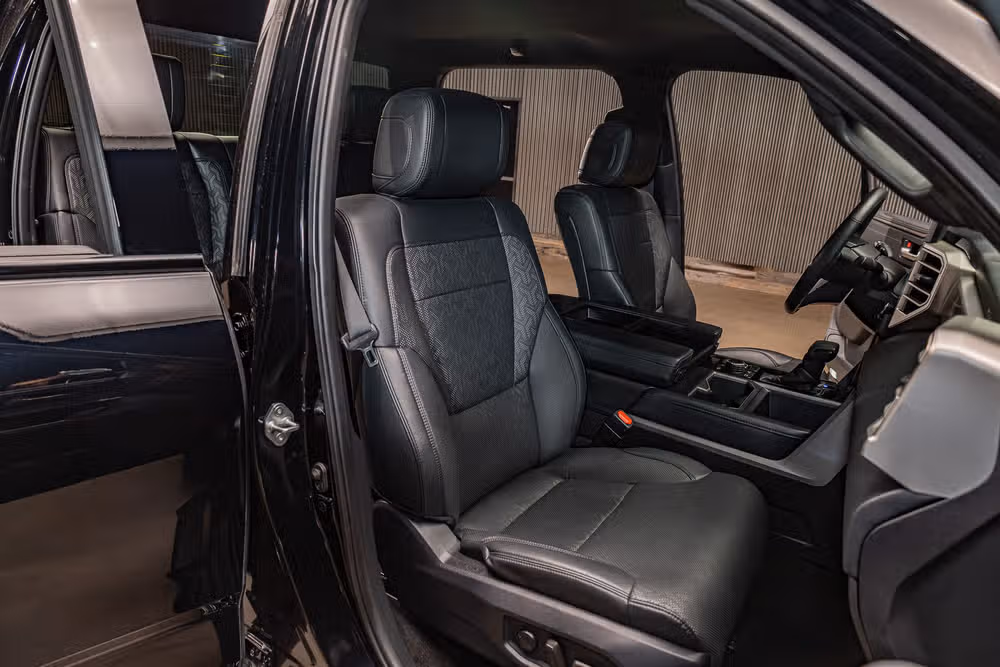 2025 Toyota Tundra Limited CrewMax Image 25
