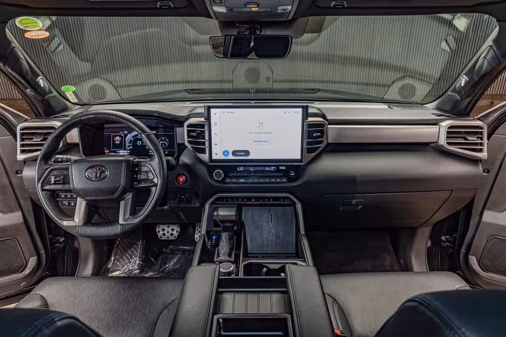 2025 Toyota Tundra Limited CrewMax Image 14