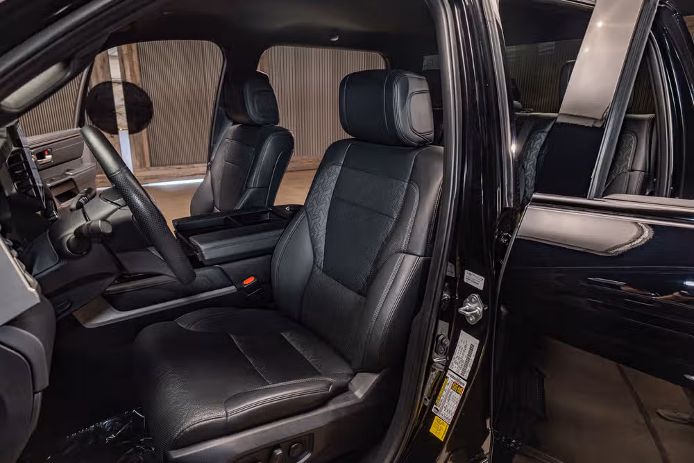 2025 Toyota Tundra Limited CrewMax Image 19