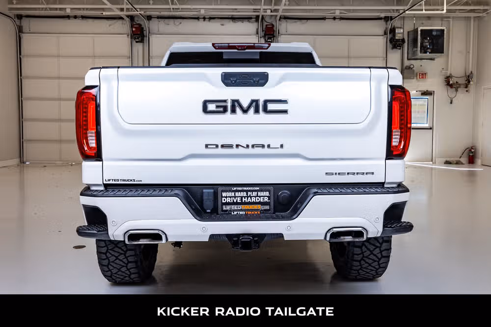 2024 GMC Sierra 1500 Denali Ultimate Crew Cab Image 8
