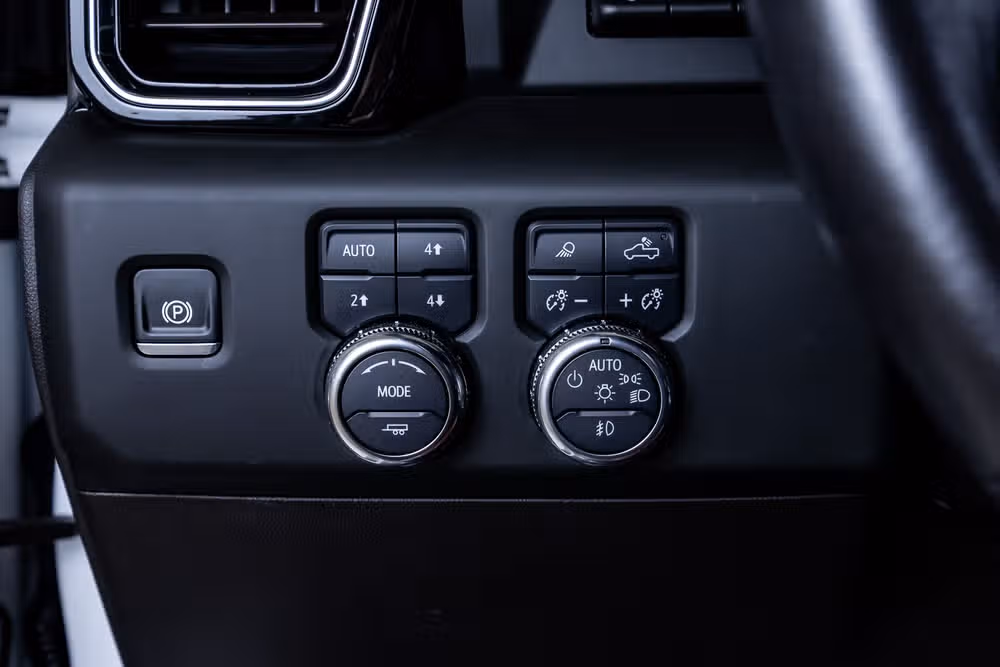 2024 GMC Sierra 1500 Denali Ultimate Crew Cab Image 22