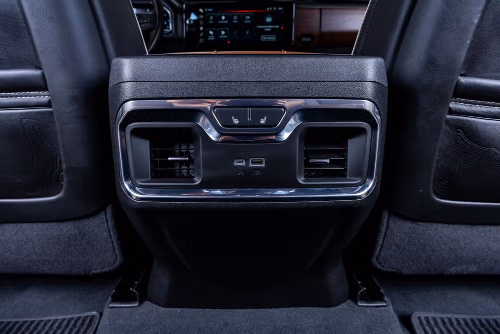2024 GMC Sierra 1500 Denali Ultimate Crew Cab Image 34