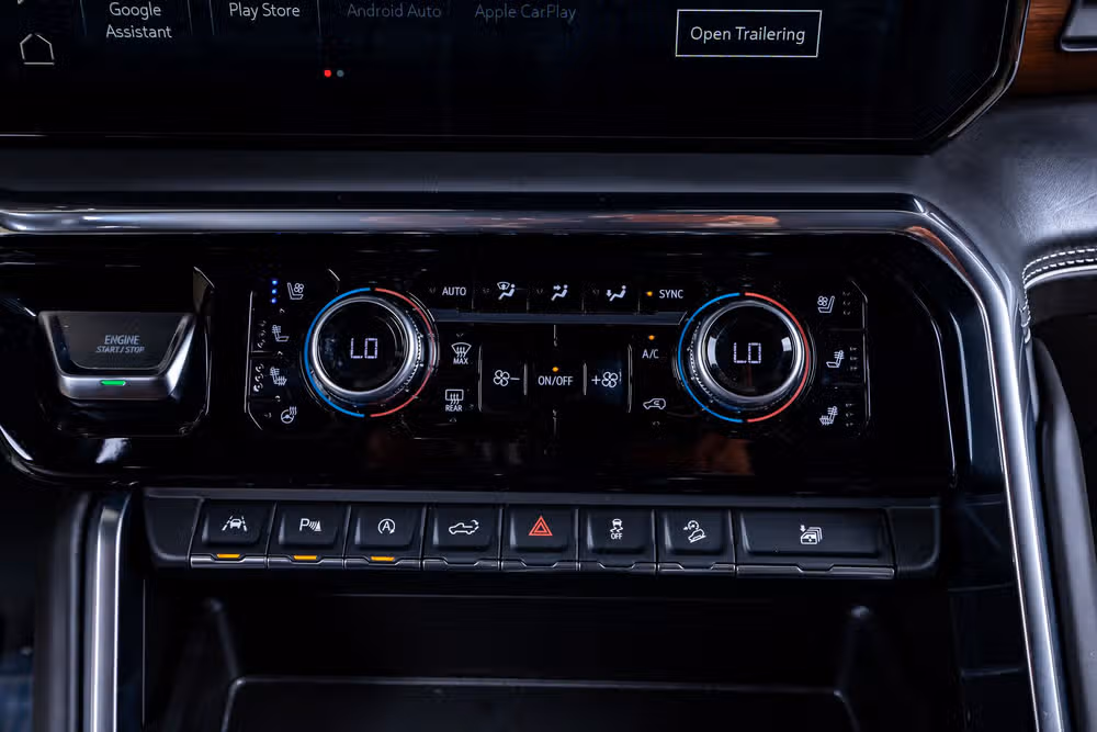 2024 GMC Sierra 1500 Denali Ultimate Crew Cab Image 27